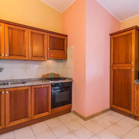 Wunderschoene Ferienwohnung In Mit Grill Und Garten Und Meerblick Und Strand In Der Naehe Apartman
